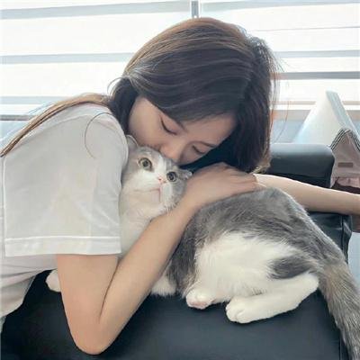 这个女配有点甜